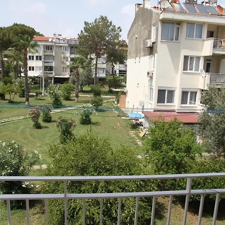 Уютная Квартира На Берегу Моря С Частным Бесплантным Пляжем Apartment